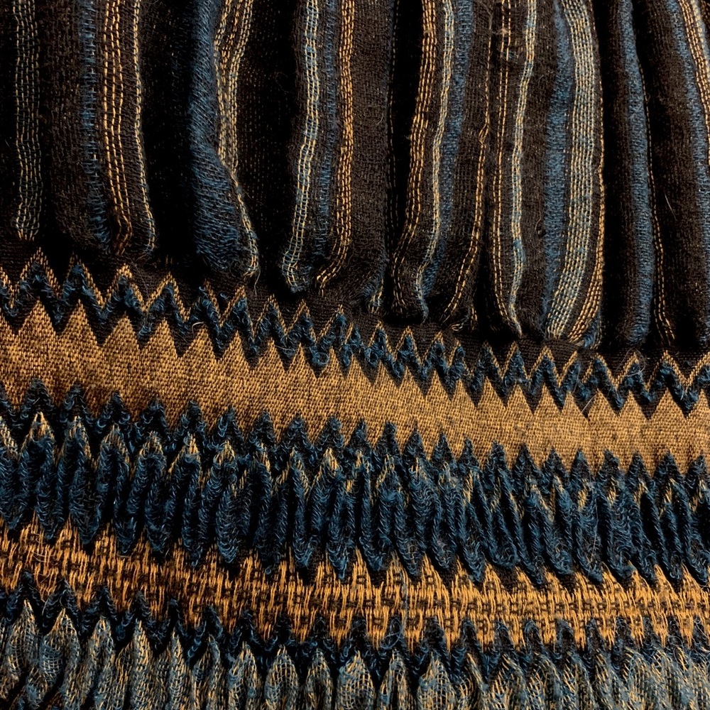Mixed Pattern Mid-Length Scarf - Picture 2 of 2